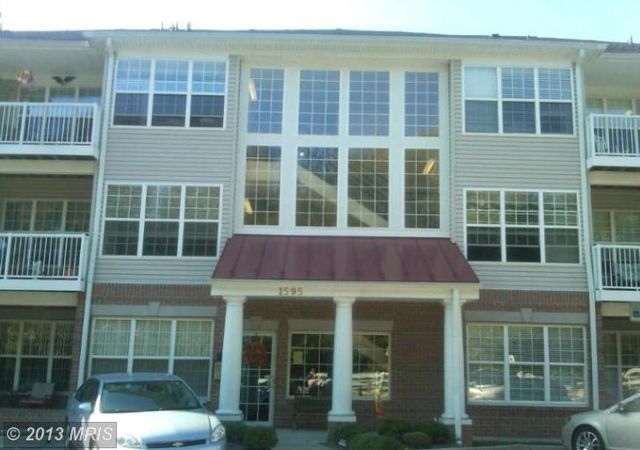 1595 Homeland Dr #2D, Eldersburg, MD 21784