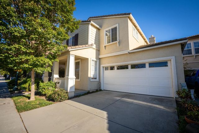 87 Paseo Dr, Watsonville, CA 95076