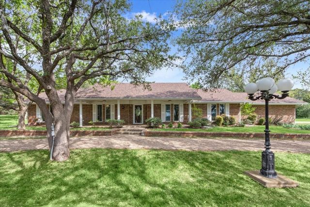106 Private Road 4261, Clifton, TX 76634