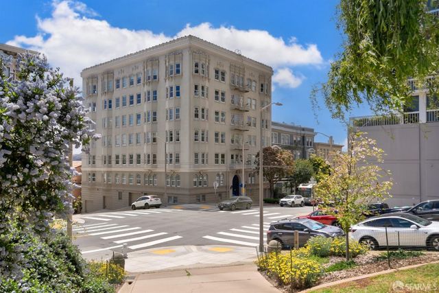 2201 Sacramento St #404, San Francisco, CA 94115