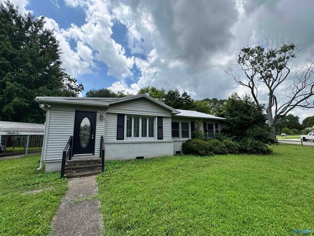 3801 Price Rd SW, Huntsville, AL 35805