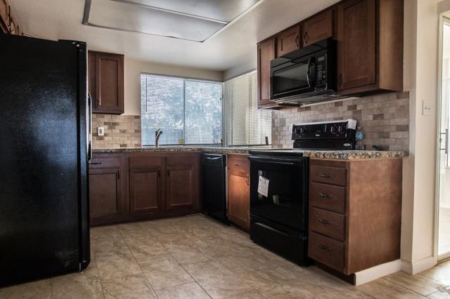 1634 W  Grovers Ave, Phoenix, AZ 85023