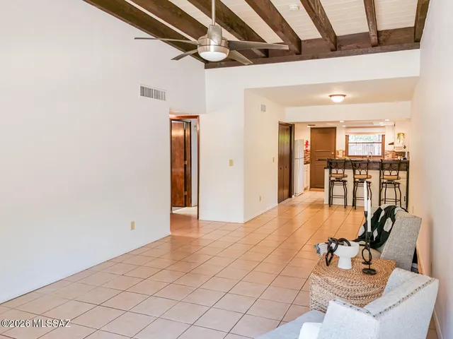 3087 N  Sparkman Blvd, Tucson, AZ 85716