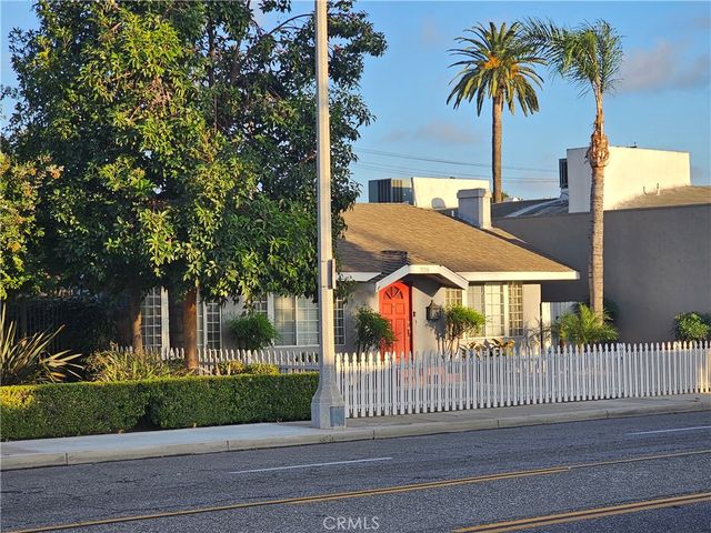 708 N  Harbor Blvd, Fullerton, CA 92832