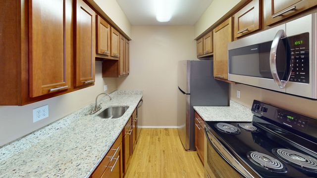 22123 Solomon Blvd #271, Novi, MI 48375