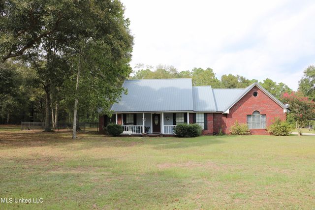 7801 Section Rd, Lucedale, MS 39452