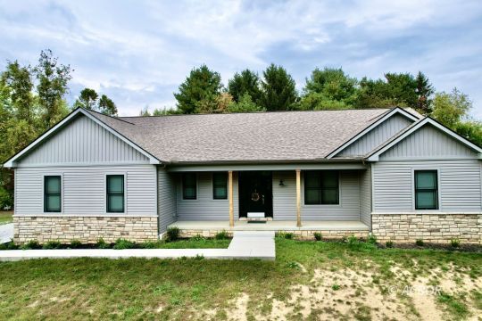 8558 Coonpath Rd NW, Carroll, OH 43112