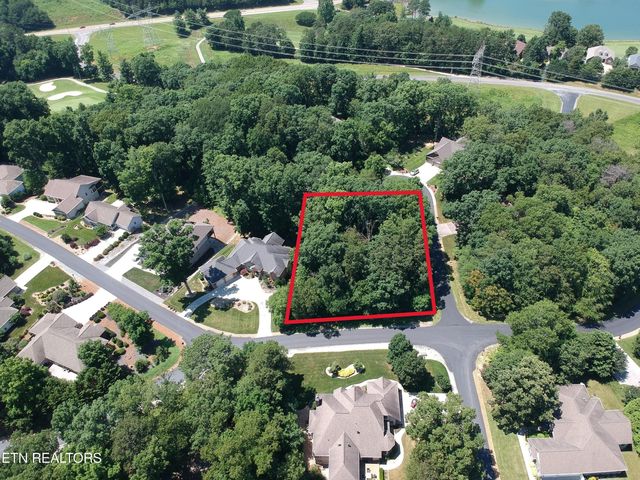319 Tahlequah Dr #6, Loudon, TN 37774