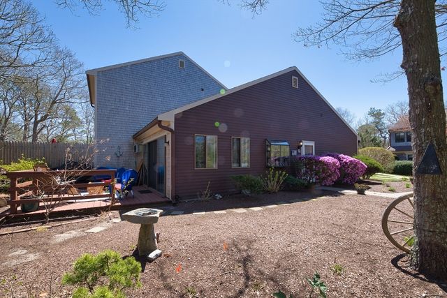 77 Roundhouse Rd #77, Buzzards Bay, MA 02532