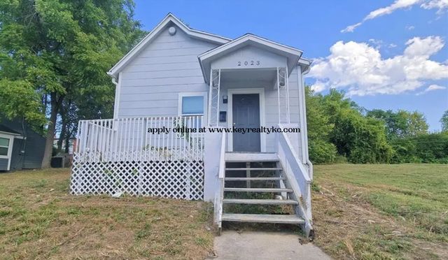2023 Montgall Ave, Kansas City, MO 64127