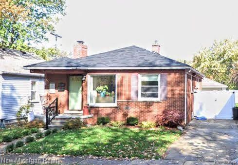 1616 Richmond Ave, Lincoln Park, MI 48146