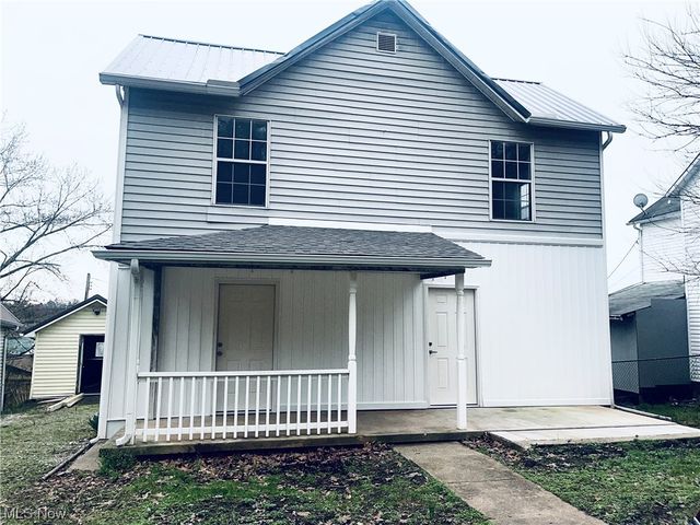 812 4th Ave, Parkersburg, WV 26101