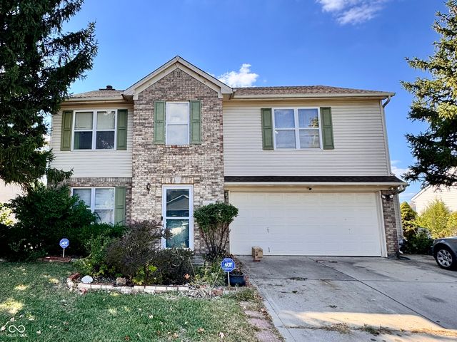 2308 Valley Creek West Ln, Indianapolis, IN 46229