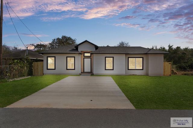 8389 Raul Cavazos Rd, Brownsville, TX 78520