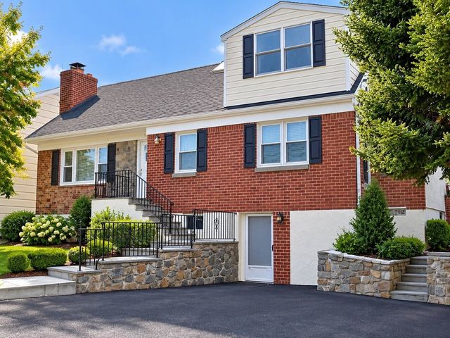 516 Hunter St, Mamaroneck, NY 10543