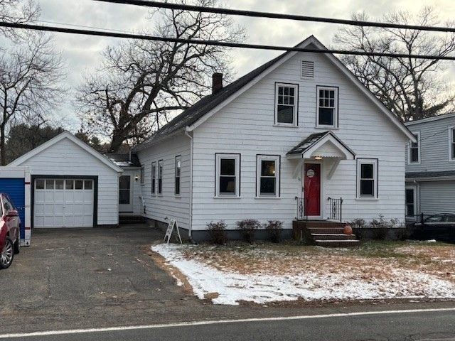 18 Burroughs Rd, North Reading, MA 01864