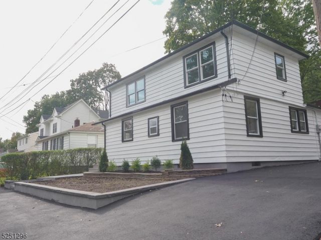 17 Mandeville Ave, Clifton, NJ 07013