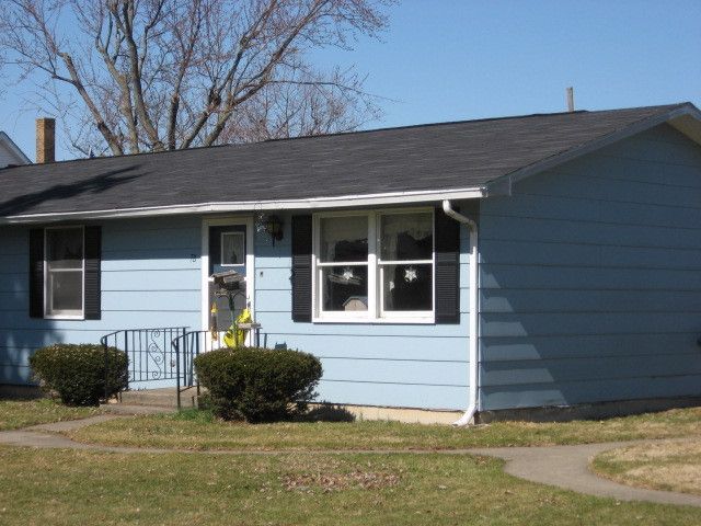 302 E  Lincoln St #7B, Wakarusa, IN 46573