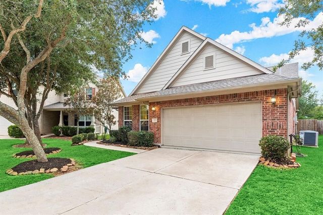 2710 Golden Creek Ln, Pearland, TX 77584