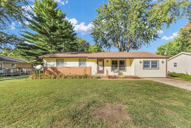 614 E  Larmon St, Tolono, IL 61880