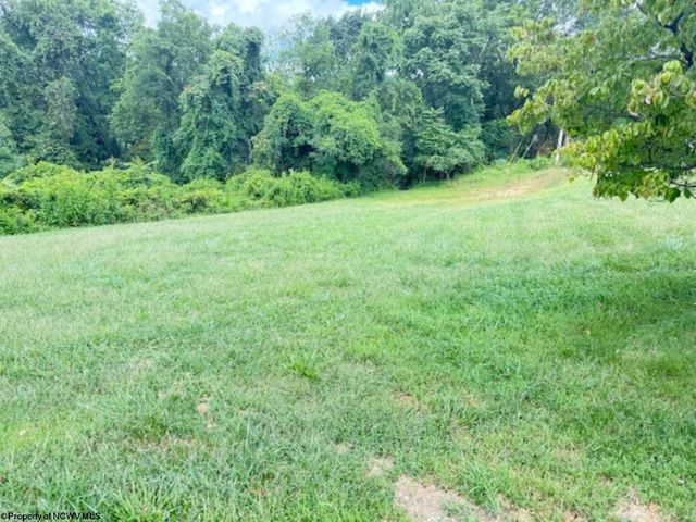 N  24th St, Clarksburg, WV 26301