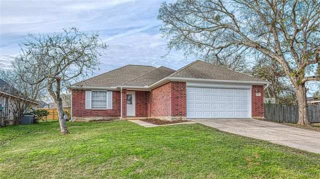 247 Fantasy Ln, Montgomery, TX 77356