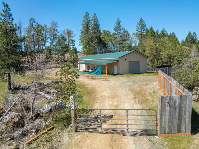 550 Terrace Heights Dr, Selma, OR 97538