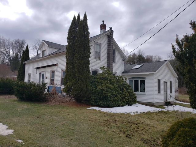 3388 State Highway 10, Johnstown, NY 12095