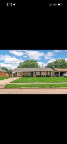 2416 Belle Grove Dr, Bossier City, LA 71111