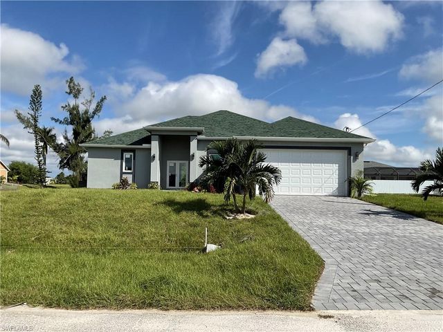 1927 SW 2nd St, Cape Coral, FL 33991