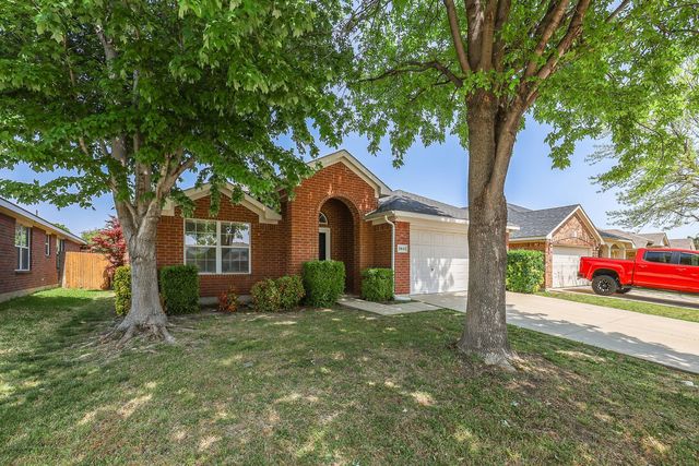 3945 Shiver Rd, Fort Worth, TX 76244