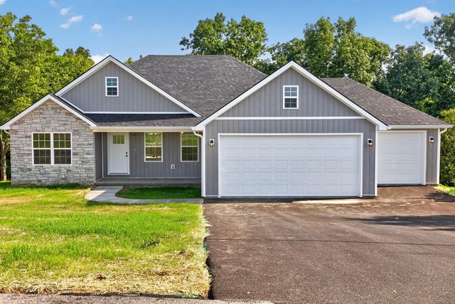 231 Lakeland Dr, Harrodsburg, KY 40330
