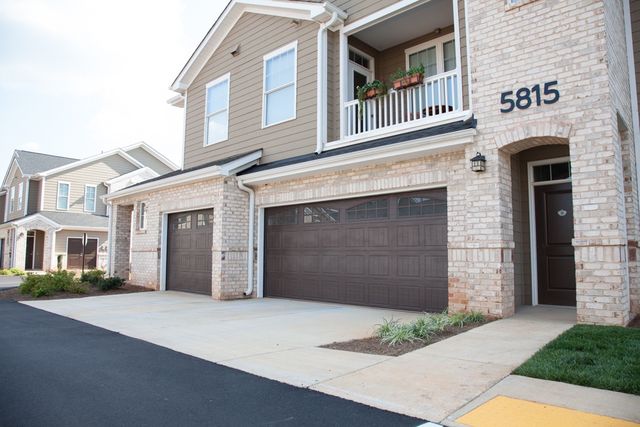 5817 Garden Village Ct #5804F, Greensboro, NC 27410