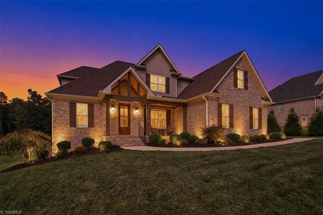 1102 Haniel Dr, Summerfield, NC 27358