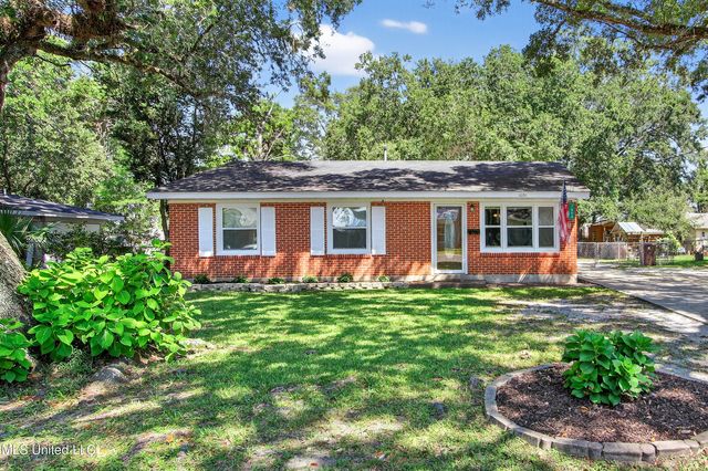 1604 Lewis Ave, Biloxi, MS 39531