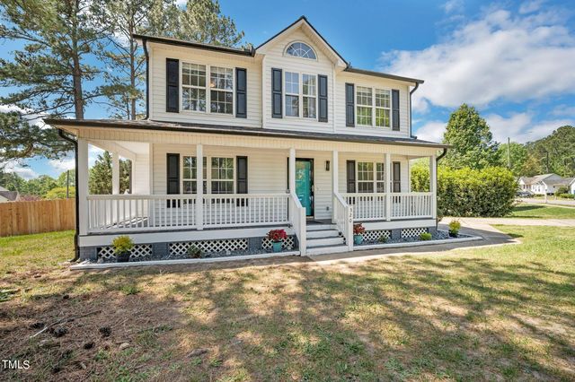 320 Trestlewood Ln, Clayton, NC 27520