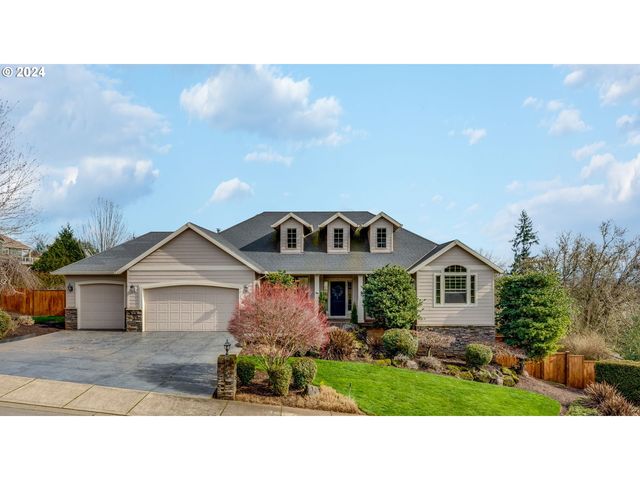 875 SW View Crest Dr, Dundee, OR 97115