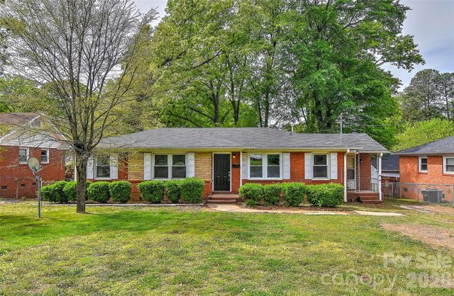 961 Clanton Rd, Charlotte, NC 28217