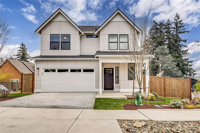 8707 Schoolway Place NW, Silverdale, WA 98383