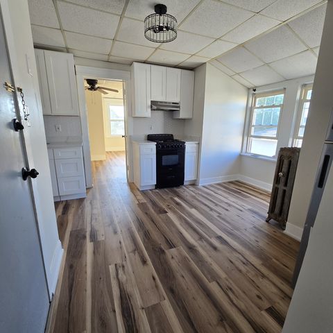 299 Maple St #3, Kearny, NJ 07032