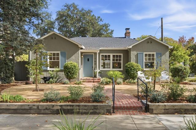 160 Santa Rita Ave, Palo Alto, CA 94301