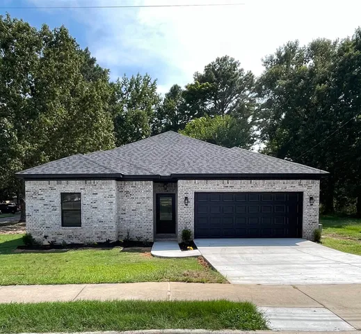 Address Not Disclosed, Jacksonville, AR 72076