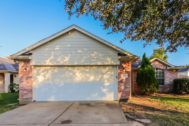 19527 Kadabra Dr, Katy, TX 77449