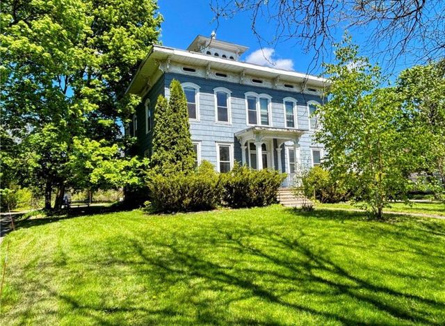 336 Gibson St #4, Canandaigua, NY 14424