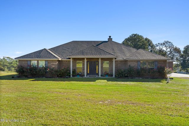 10588 Old Avera Rd, State Line, MS 39362