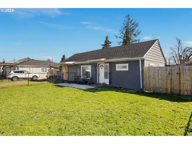 325 25th St, Springfield, OR 97477