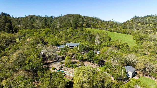 225 Franz Valley School Rd, Calistoga, CA 94515