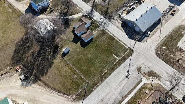 106 E  Benson St, Pittsfield, IL 62363