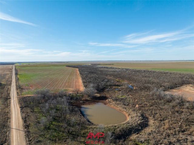 6438 County Road 146, Stamford, TX 79553