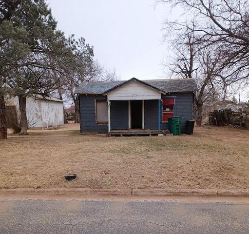 2517 Bowie St, Vernon, TX 76384